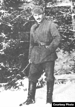 Капитан Монти зимой 1944-45 годов.