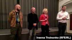 Зліва направо: В’ячеслав Раєвський, Валерій Антонюк, Ленка Віхова, Денис Казанський