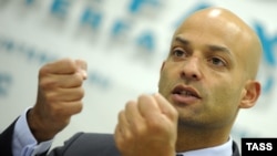 جیمز آپاتورای، نماینده ویژه ناتو در مسائل مربوط به قفقاز و آسیای مرکزی