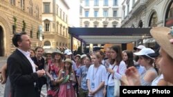 Учасники хору на екскурсії у Флоренції, липень 2018 року