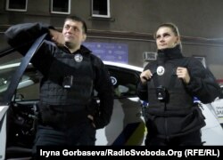 Экипаж патрульной полиции готов заступить на ночное дежурство