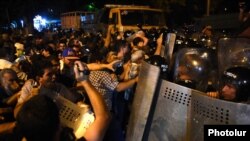 Armenia - Opposition protesters attack riot police in Yerevan, 20Jul2016.