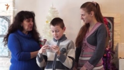 «Ми щодня молились, щоб Господь зберіг наш дім» – школярка з Красногорівки (відео)