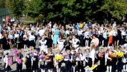 Дети мигрантов в России не могут сдать вступительные тесты в школы