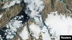 یکی از تصاویر ماهواره‌ای از ساحل شمال غربی گرین‌لند