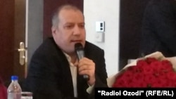 Хайрулло Мирсаидов после освобождения из СИЗО пообщался с журналистами