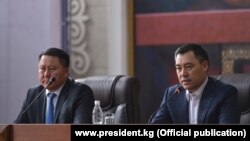 Президенттин милдетин аткаруучу, премьер-министр Садыр Жапаров башкы прокурор Курманкул Зулушевди жамаатка тааныштырды.