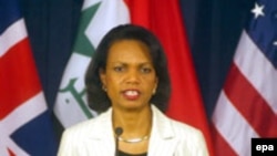 کاندوليزا رايس وزير امور خارجه آمريکا می گوید ايران ازگردن نهادن به خواست جامعه بين المللی سرباز می زند