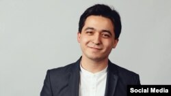 Темур Умаров.