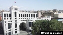 Հայաստանի արտգործնախարարության շենքը Երևանում, արխիվ