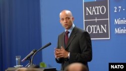 НАТОнинг Марказий Осиё ва Кавказ бўйича махсус вакили Жеймс Аппатурай.