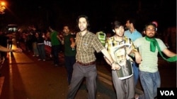 سهراب اعرابی در زنجیره حامیان میرحسین موسوی پیش از انتخابات خرداد ۸۸