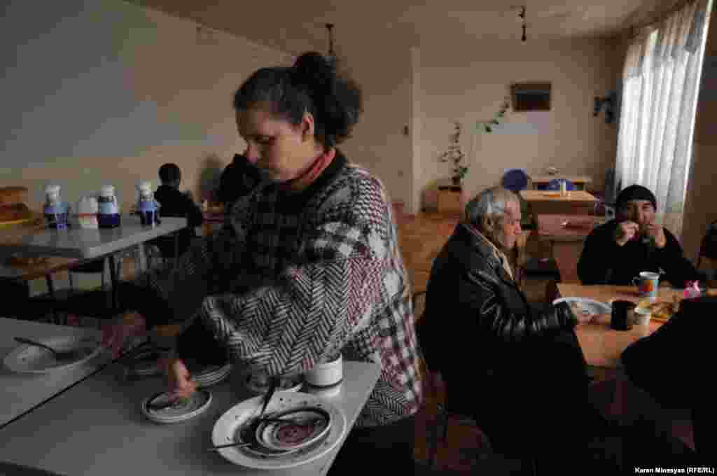 Armenia -- Homeless people in one of Yerevan's shelters, Yerevan, 13Dec2012