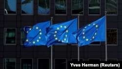 «Механізм набуде чинності 10 грудня, але імен осіб чи назв компаній ще немає», – повідомив кореспондент Радіо Свобода