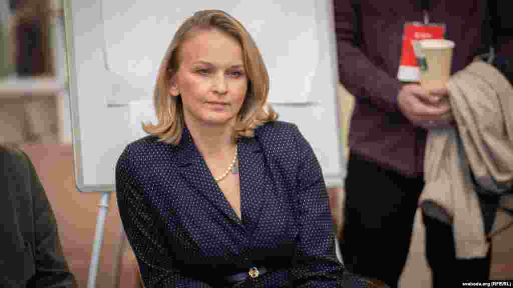 Аліна Коўшык — галоўная рэдактарка тэлеканалу «Белсат», былая прадстаўніца па нацыянальным адраджэнні ў Аб’яднаным пераходным кабінэце