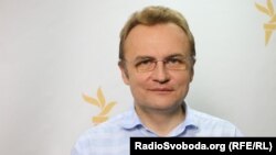 Мер Львова додав, що він поставив завдання забезпечити 3000 ліжок для хворих на коронавірус