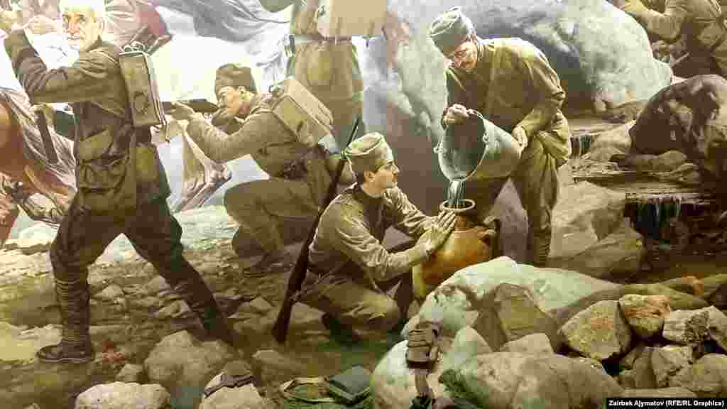 Түркия борборунун Анкара шаарындагы абдан маанилүү тарыхый-маданий жайы болуп, Түркия Республикасын негиздеген алгачкы президент Мустафа Кемалдын мавзолейи эсептелет. Анын он беш жылдык жетекчилиги Түркия боштондугу үчүн болгон&nbsp; күрөштөрдөн турат. Мавзолейдеги Кемал Ататүрктүн тагдыры, Түркиянын тагдырын сактап калуу үчүн жүргөн согуштар да панорама түрүндө чагылдырылып берилген.&nbsp;