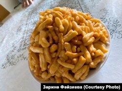 Зәринә пешергән чәкчәк