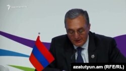 И. о. министра иностранных дел Армении Зограб Мнацаканян (архив)