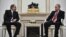 Встреча премьер-министра Армении Никола Пашиняна (слева) и президента РФ Владимира Путина в Москве,  27 декабря 2018 г.