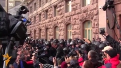 Опозиція штурмує Київраду