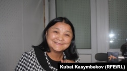 Профессор Үмүт Асанова.