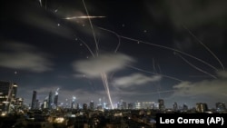 Իսրայել - Իրանը հրթիռակոծում է Թել Ավիվը, գործում է իսրայելական ՀՕՊ համակարգը, 18-ը հունիսի, 2025թ.