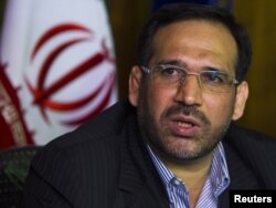 شمس الدین حسینی، وزیر اقتصاد ایران