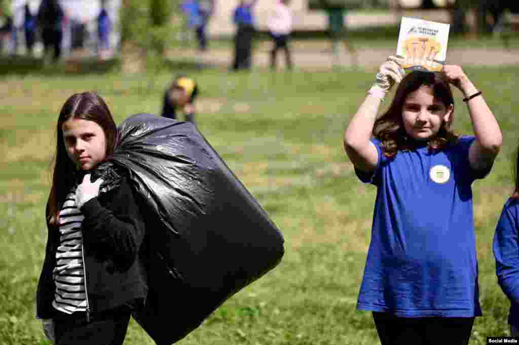 Djeca iz osnovnih i srednjih škola su najbrojniji učesnici ove ekološke akcije.