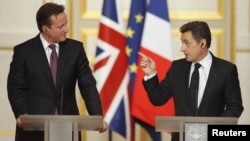 کنفرانس مشترک خبری کامرون و سارکوزی در روز جمعه