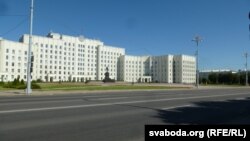 бязьлюдная плошча Леніна