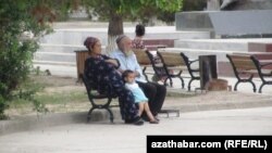 Ata-ene we agtyklary