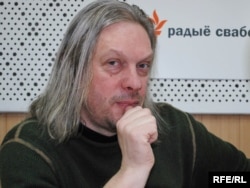 Максим Жбанков, мистецтвознавець