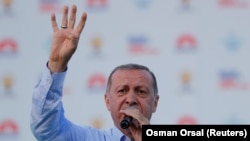 Режеп Тайып Эрдоган.