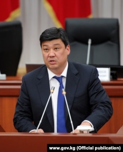 Бакыт Торобаев.