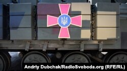 Станом на 21:30 відомо про трьох загиблих та 18 поранених військовослужбовців.