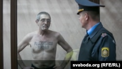 Юры Рубцоў падчас суду ў Пружанах