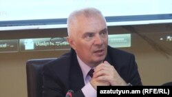 Глава делегации Евросоюза в Армении, посол Петр Свитальский (архив) 