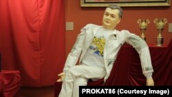 Кадр з фільму Наталії Бабінцевої «Музей «Революція»