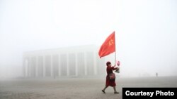 Андрэй Лянкевіч. Менск, Кастрычніцкая плошча.