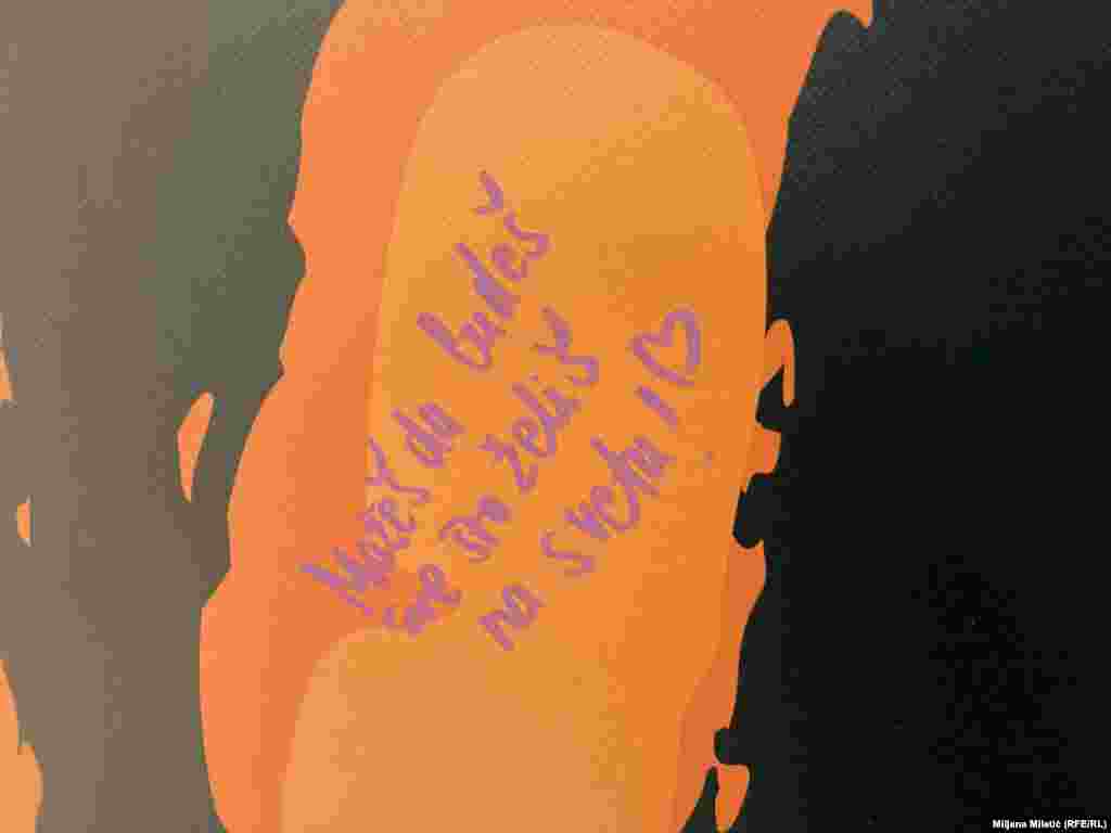 "Možeš da budeš sve što želiš na svetu" - poruka na narandžastoj šaci, koja je simbol UN globalne kampanje "16 dana aktivizma", koja je počela 25. novembra na Međunarodni dan borbe protiv nasilja nad ženama.