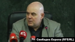 Главният прокурор Иван Гешев разпореди в петък създаването на щаб под негово ръководство, който да следи за спазването на мерките срещу разпространението на коронавируса