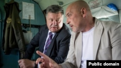 Президент України Петро Порошенко та Георгій Тука. 22 липня 2015 року