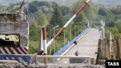 Тема пятничного инцидента оставалась центральной в Грузии на протяжении последних дней. Позиция официального Тбилиси состоит в скорейшем совместном расследовании трагедии и в наказании виновных