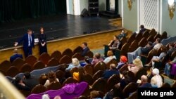 Министр урынбасарлары Юлия Әдһәмова һәм Ленар Хәкимҗанов иҗат төркеме белән очраша, 5 сентябрь 2019