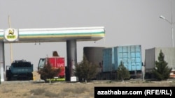 Ýük ulaglaryna mugt benzin berilmez