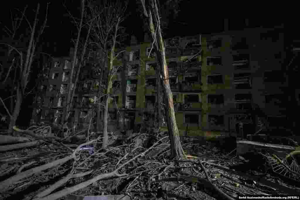 Вибухова хвиля повалила дерева та пошкодила будинки