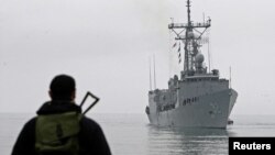 Если Тбилиси подключится к процессу организации системы безопасности в акватории Черного моря, то, скорее всего, только на прибрежном инфраструктурном уровне