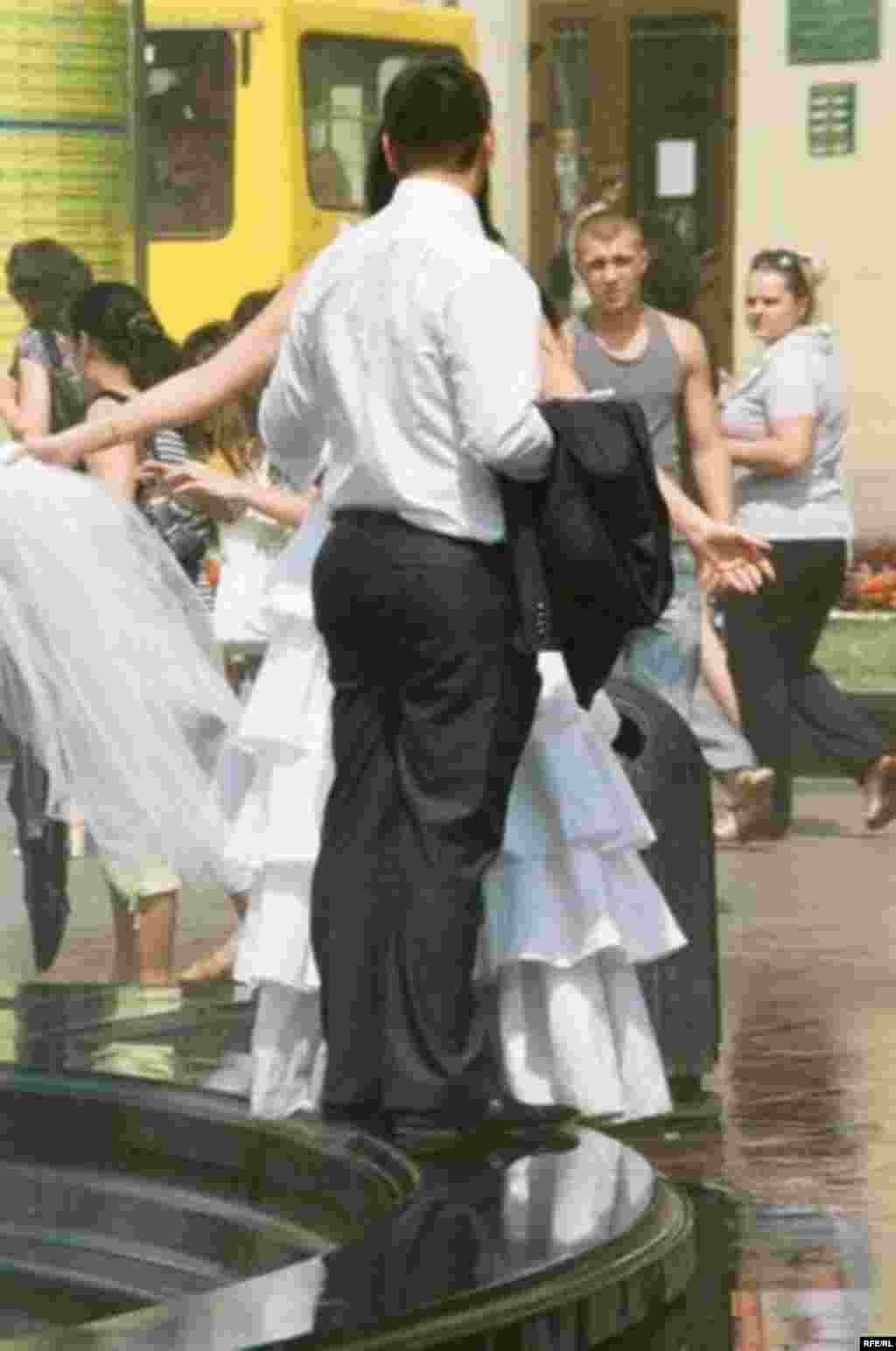 Львів: рукола, банки і жебраки... #2