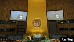 Իլհամ Ալիեւը ելույթ է ունենում ՄԱԿ-ի Գլխավոր ասամբլեայի նստաշրջանում, 23-ը սեպտեմբերի, 2010թ.